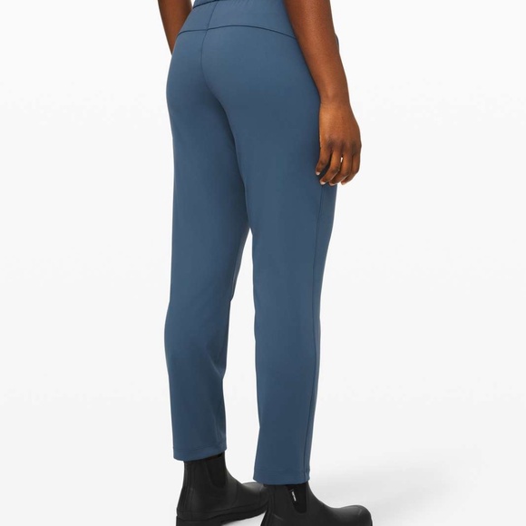 Lululemon On the Fly Pant - Picture 2 of 5